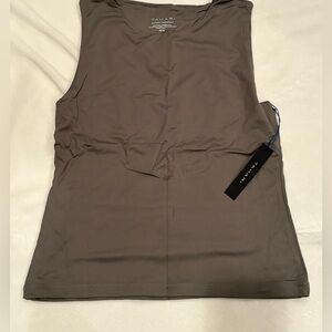 Tahari cropped spandex top